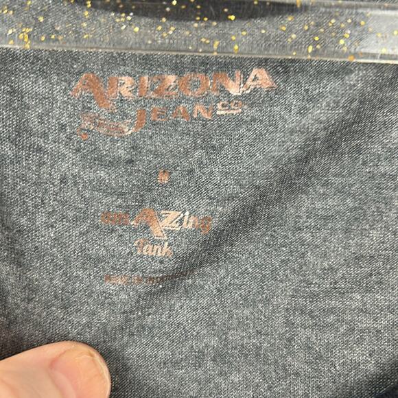 NWOT Arizona Jeans Embroidered Tank Size Medium - Picture 5 of 7
